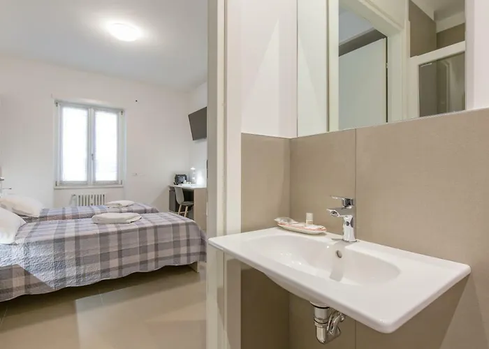 Open Doors 4* فيرونا