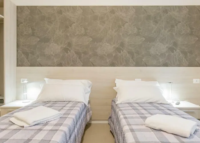 Open Doors 4* فيرونا