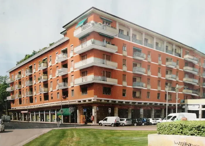 Open Doors 4* فيرونا